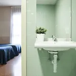 شقة Residencia Universitaria Resa Blas De Otero بلباو