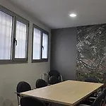 شقة Residencia Universitaria Resa Blas De Otero