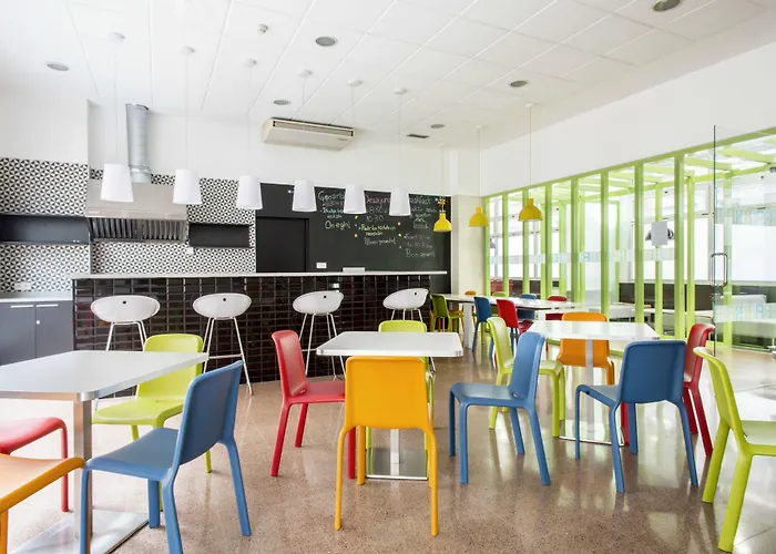 Residencia Universitaria Resa Blas De Otero Appartamento *