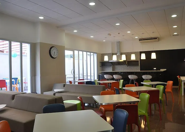 Appartamento Residencia Universitaria Resa Blas De Otero *