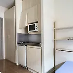 Residencia Universitaria Resa Blas De Otero Appartement