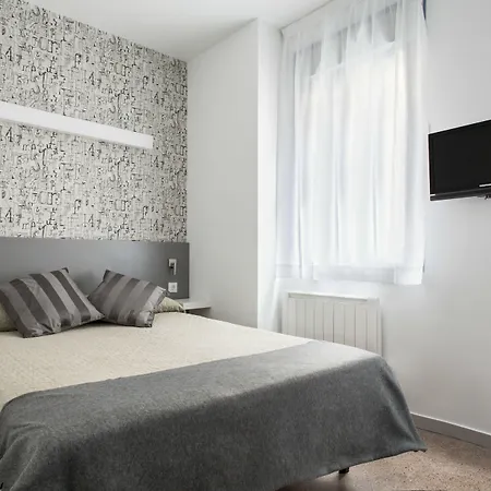 Apartamento Residencia Universitaria Resa Blas De Otero Bilbau