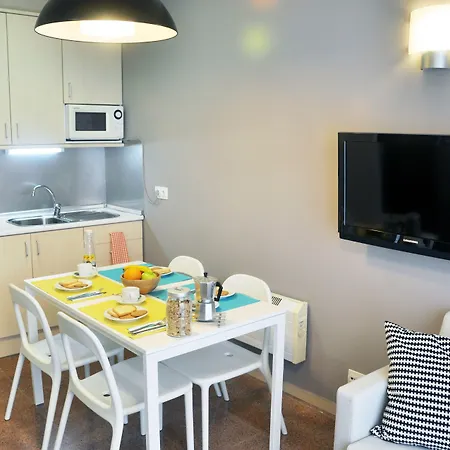 Διαμέρισμα Residencia Universitaria Resa Blas De Otero *