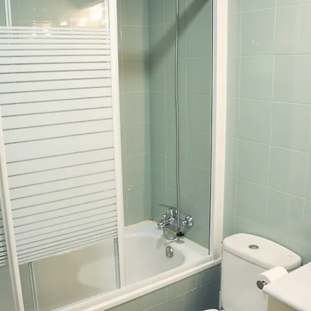 Residencia Universitaria Resa Blas De Otero Appartamento Bilbao