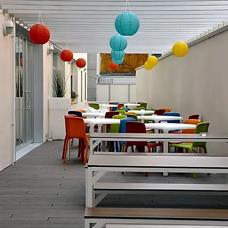 Апартаменты Residencia Universitaria Resa Blas De Otero *