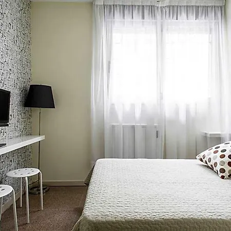 Residencia Universitaria Resa Blas De Otero Бильбао