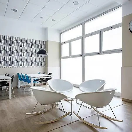 Апартаменты Residencia Universitaria Resa Blas De Otero