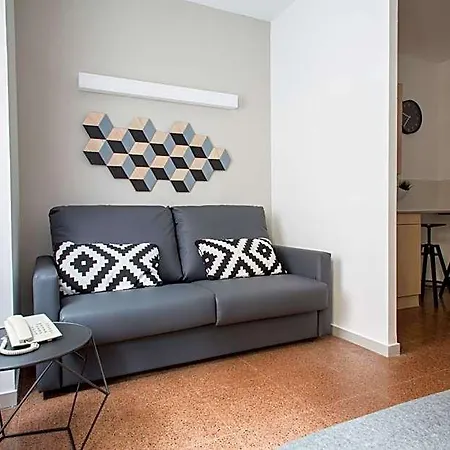 Residencia Universitaria Resa Blas De Otero Апартаменты *