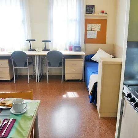 Residencia Universitaria Resa Blas De Otero *