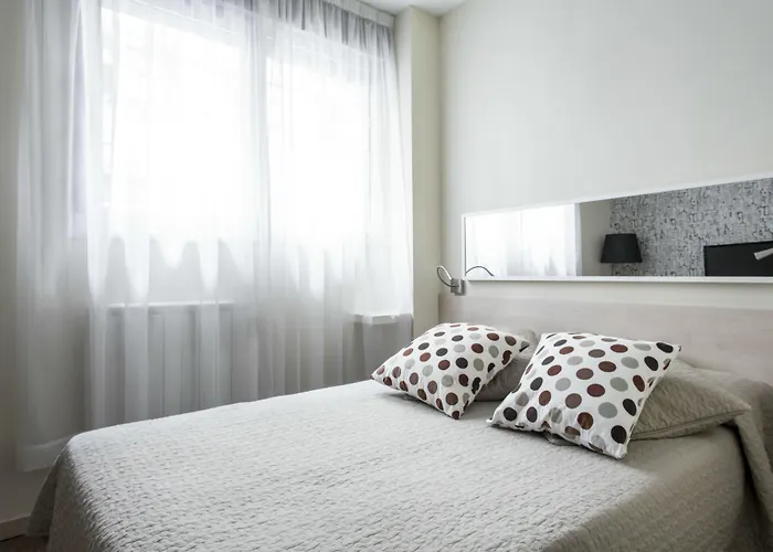 Residencia Universitaria Resa Blas De Otero Apartamento *