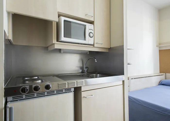 Residencia Universitaria Resa Blas De Otero